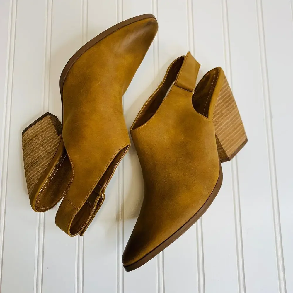 Charles by Charles David Brown Tan Bootie Sz 8.5 - Picture 8 of 10